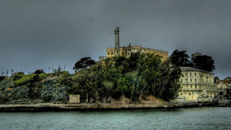 Escape Alcatraz Prison Obby