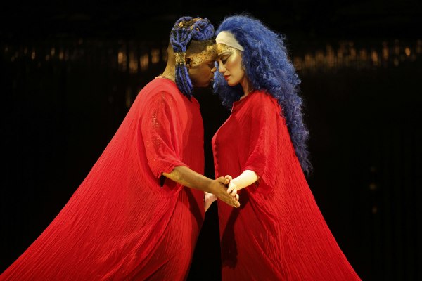 John Holiday as Akhnaten and Sun-Ly Pierce as Nefertiti