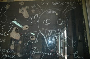 Graffiti of Bagosora found in 2009 in building where ten Belgian UN troops were castrated, gagged with their own genitalia and then executed by Bagosora's Interahamwe (G. Nienaber)