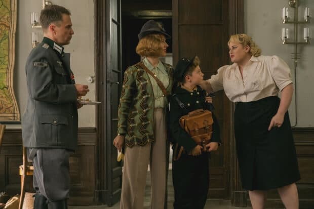(From L-R): Sam Rockwell, Scarlett Johansson, Roman Griffin Davis and Rebel Wilson (Photo by Larry Horricks.)