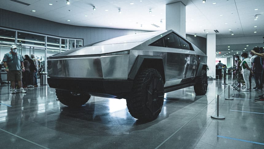 Cybertruck at the Peterson Automotive Museum (Eleonor Segura)