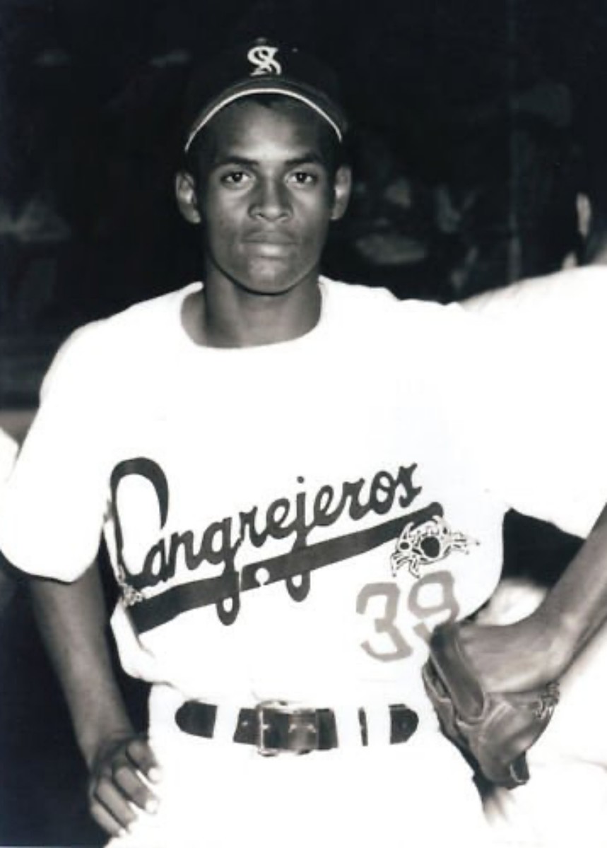 Roberto Clemente’s first contract was to play with the Santurce Cangrejeros. Courtesy Jorge Colón Delgado 